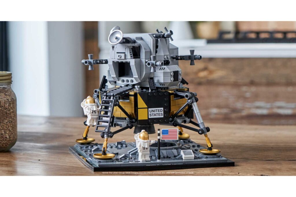 LEGO 10266 NASA Apollo 11 Maanlander - Afbeelding 11