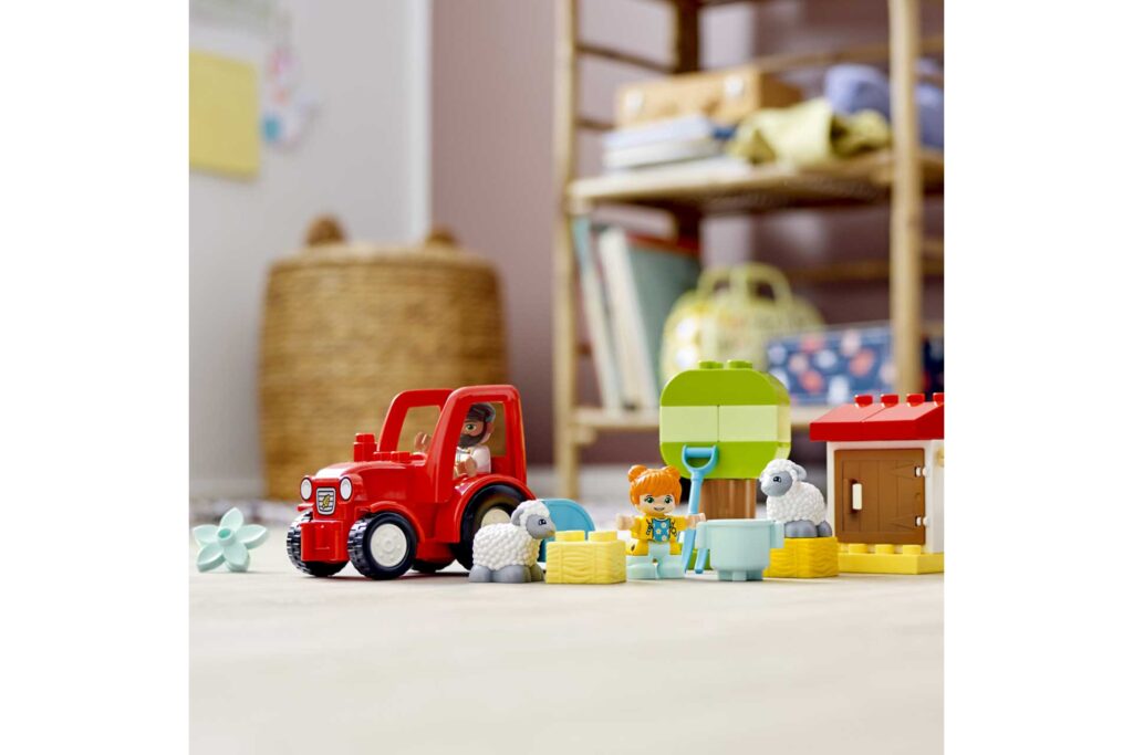 LEGO 10950 DUPLO Landbouwtractor en dieren verzorgen - Afbeelding 11