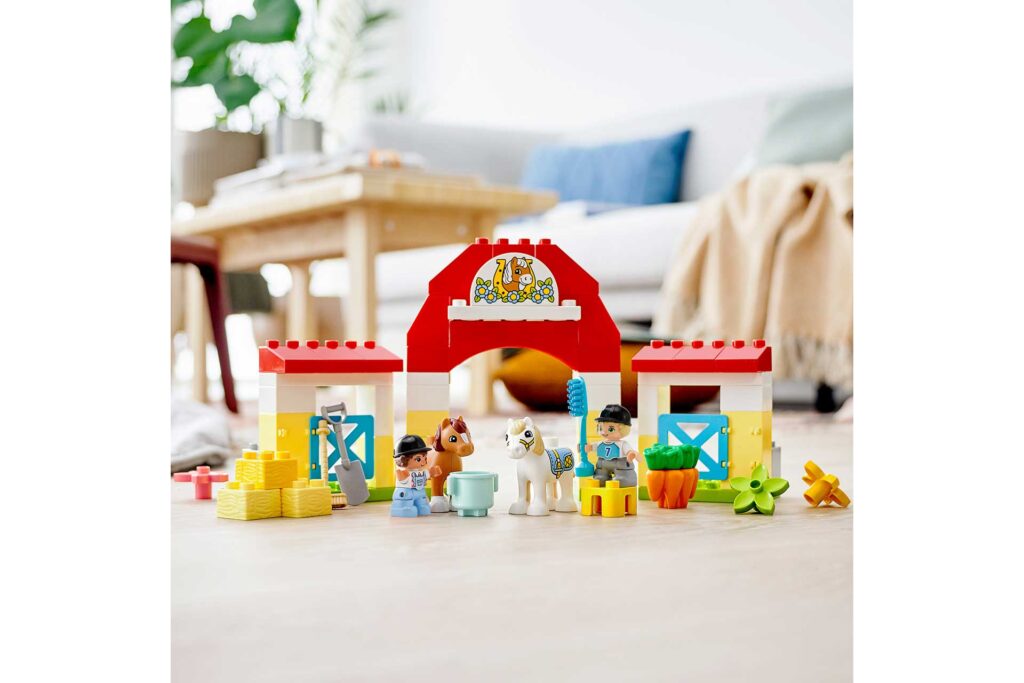 LEGO 10951 DUPLO Paardenstal en pony's verzorgen - Afbeelding 22
