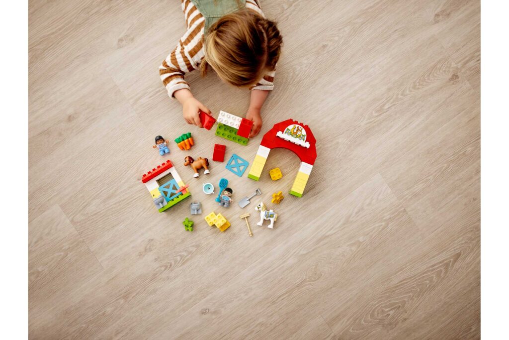 LEGO 10951 DUPLO Paardenstal en pony's verzorgen - Afbeelding 19