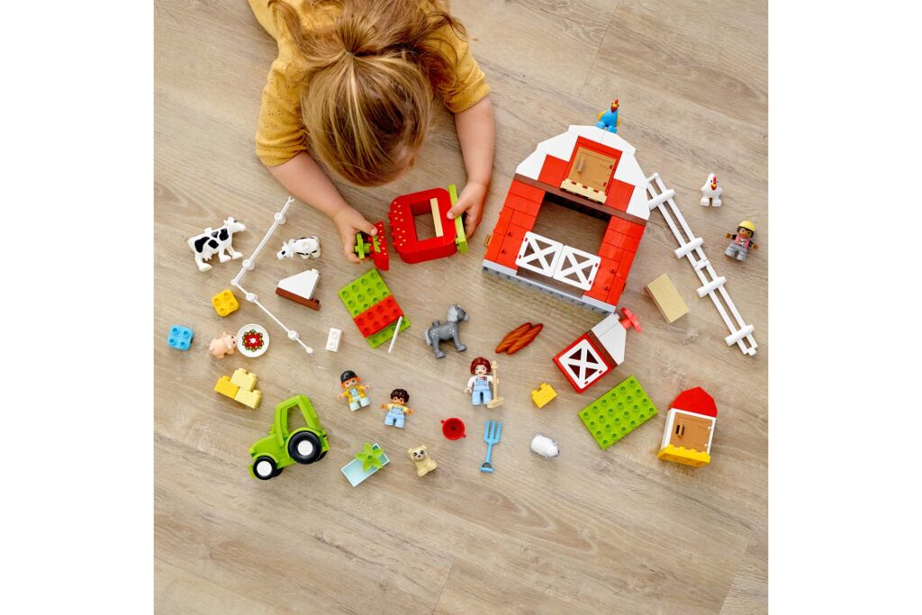 LEGO 10952 DUPLO Schuur, tractor & boerderijdieren verzorgen - Afbeelding 52