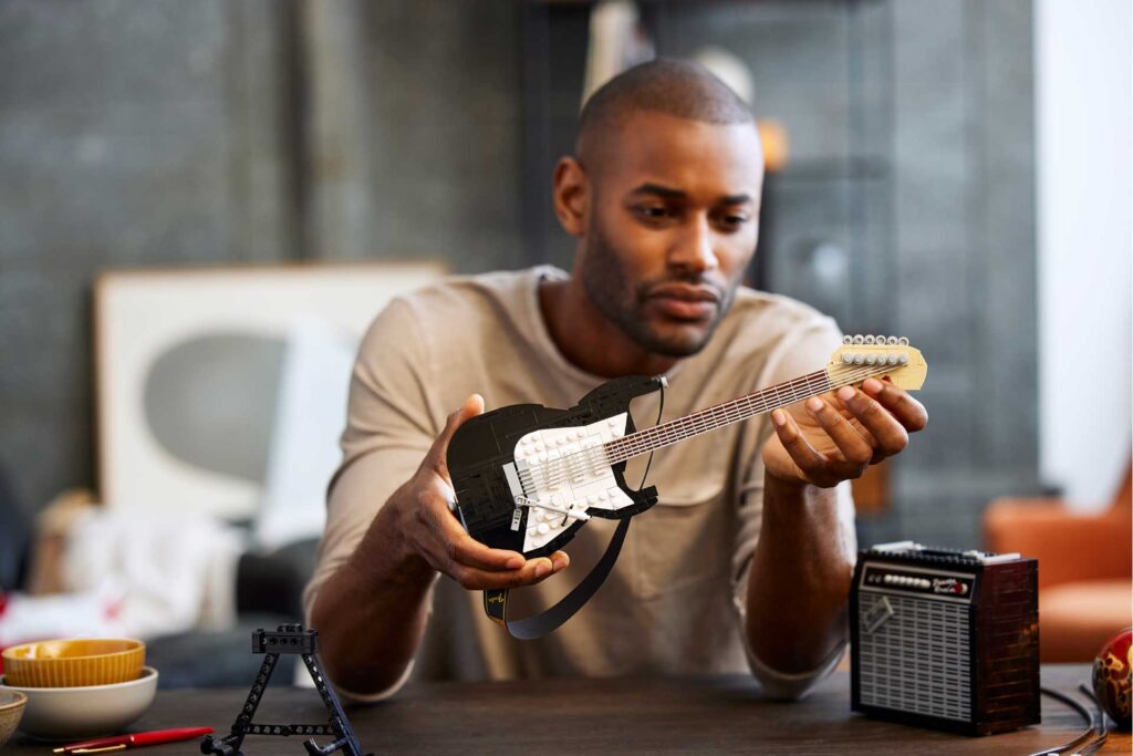 LEGO 21329 Ideas Stratocaster - Afbeelding 18