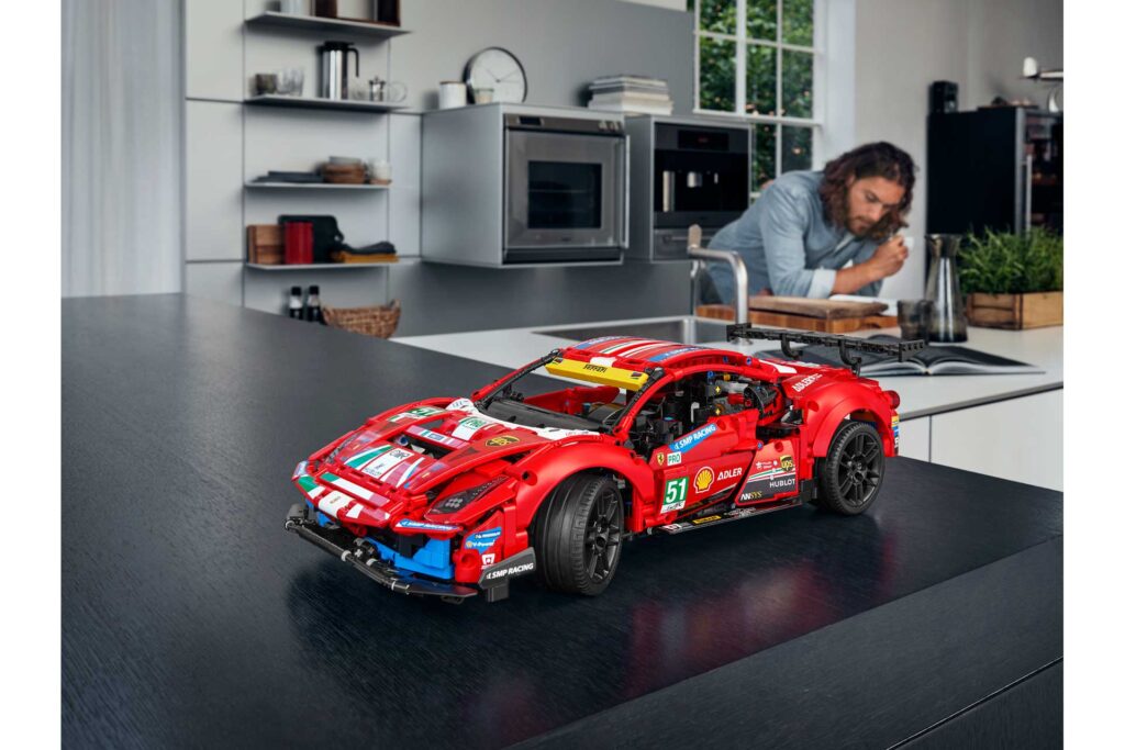 LEGO 42125 - Ferrari 488 GTE - Afbeelding 7