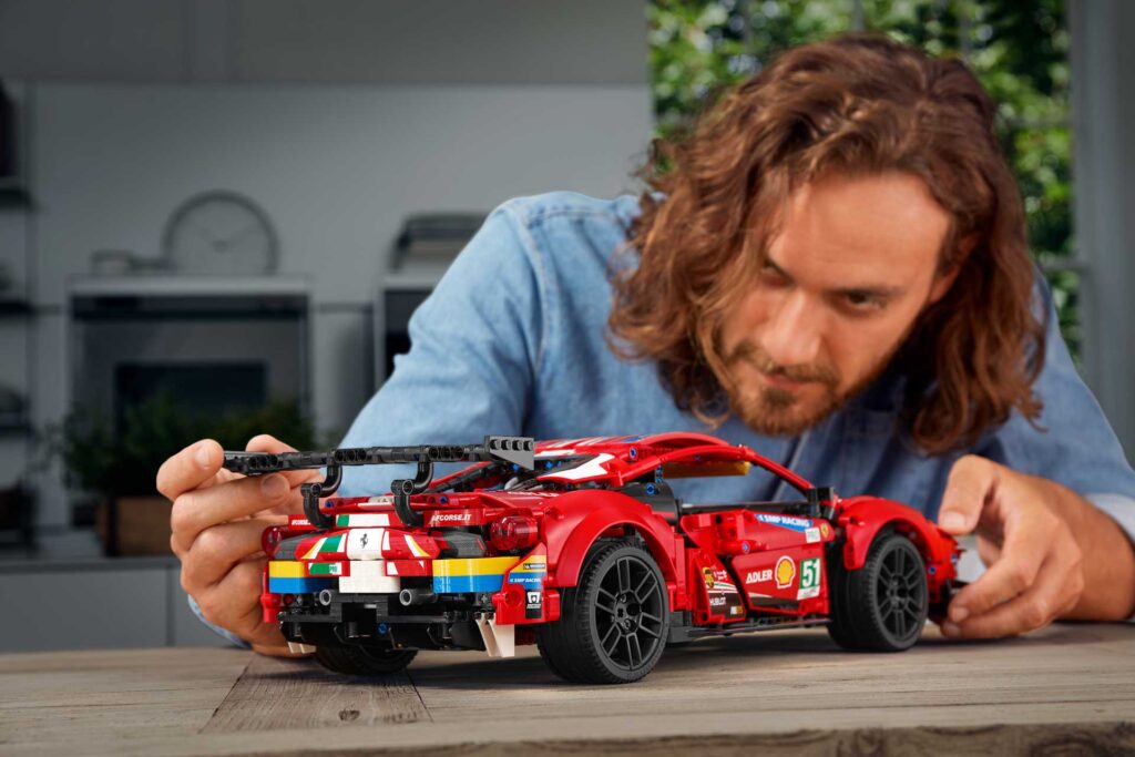 LEGO 42125 - Ferrari 488 GTE - Afbeelding 8