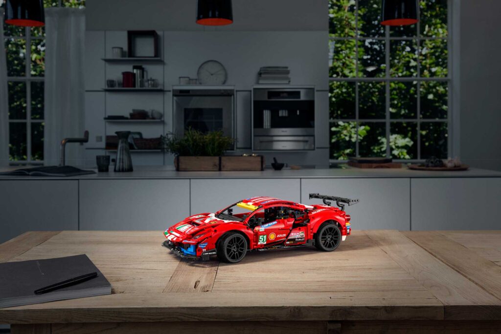 LEGO 42125 - Ferrari 488 GTE - Afbeelding 9