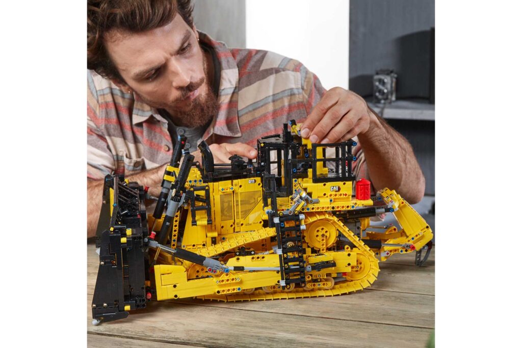 LEGO 42131 TECHNIC CAT D11T Bulldozer - Afbeelding 5