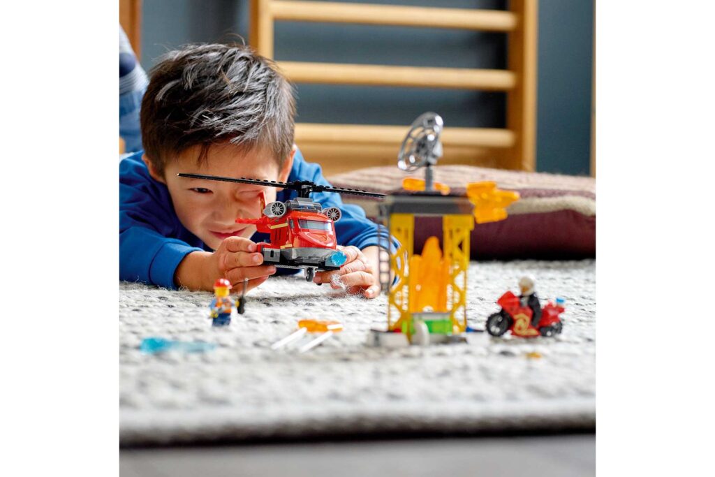 LEGO 60281 City Reddingshelikopter - Afbeelding 19