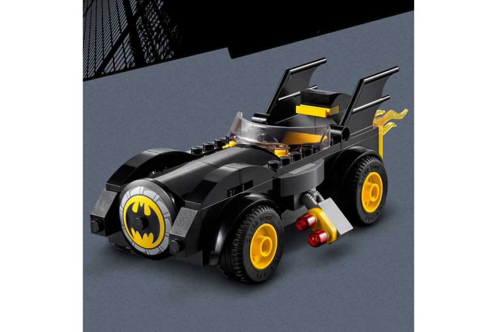 LEGO 76180 Batman™ vs. The Joker™: Batmobile™ achtervolging - Afbeelding 34