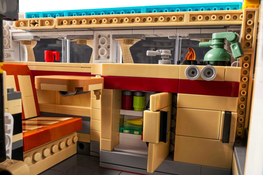 LEGO 10279 Volkswagen T2 Kampeerbus - Afbeelding 11