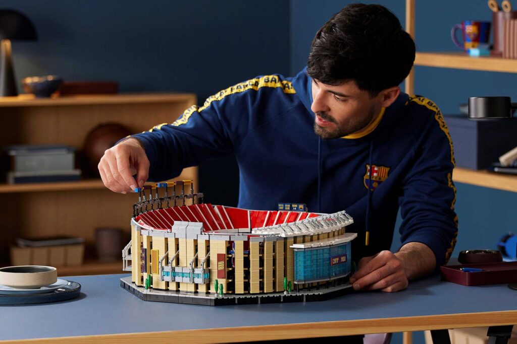 LEGO 10284 Creator Expert Camp Nou - Barcelona - Afbeelding 3