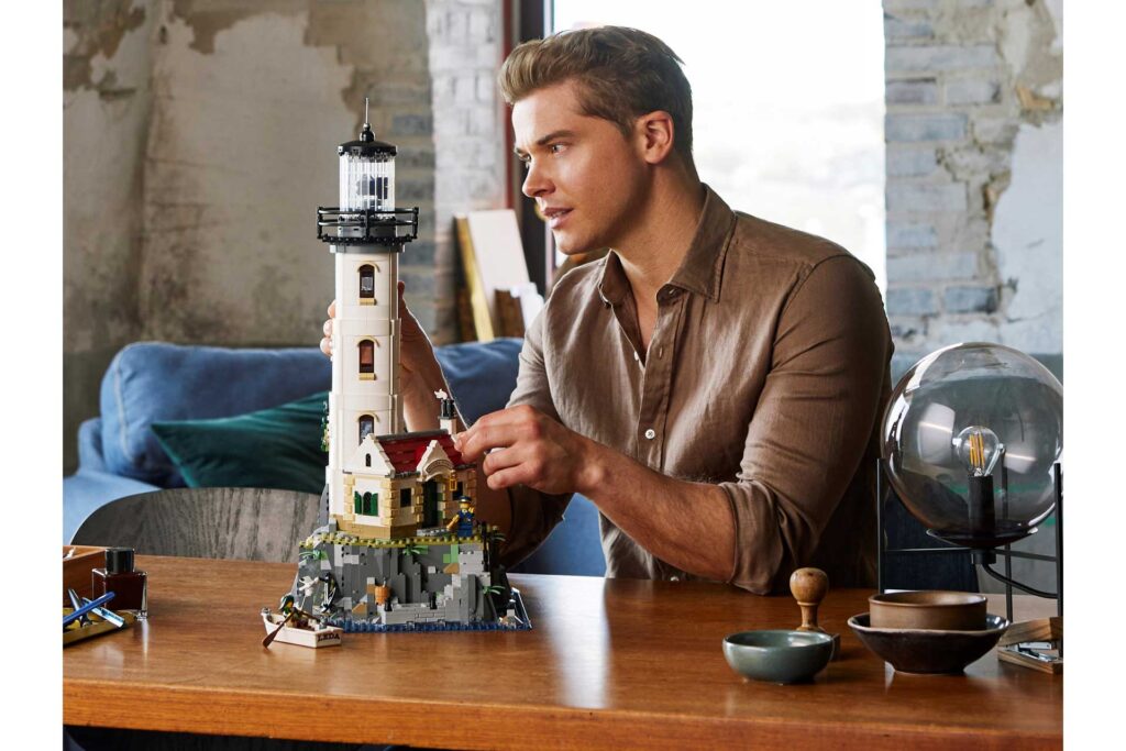 LEGO 21335 Ideas Gemotoriseerde Vuurtoren - Afbeelding 20