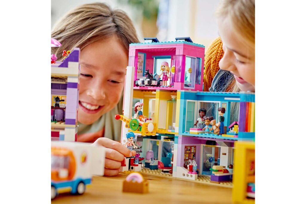 LEGO 41704 Friends Hoofdstraatgebouw - Afbeelding 4