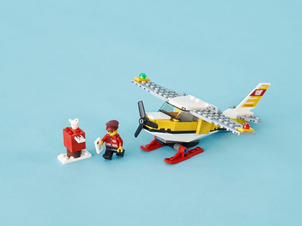 LEGO 60250 - Postvliegtuig - Afbeelding 3