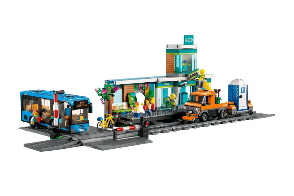 LEGO 60335 City Treinstation - Afbeelding 21