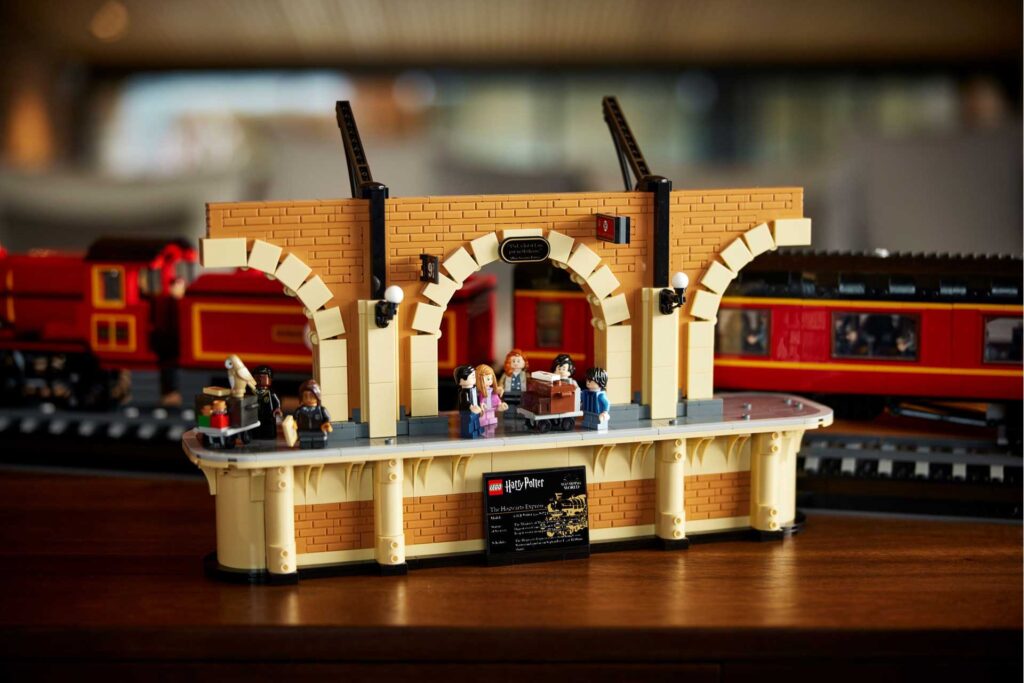 LEGO 76405 Harry Potter Zweinstein Express - Afbeelding 8