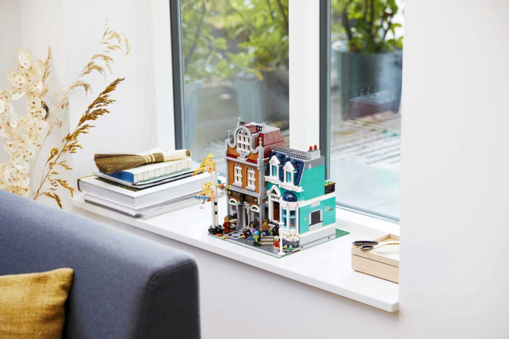 LEGO 10270 Boekwinkel - Afbeelding 21