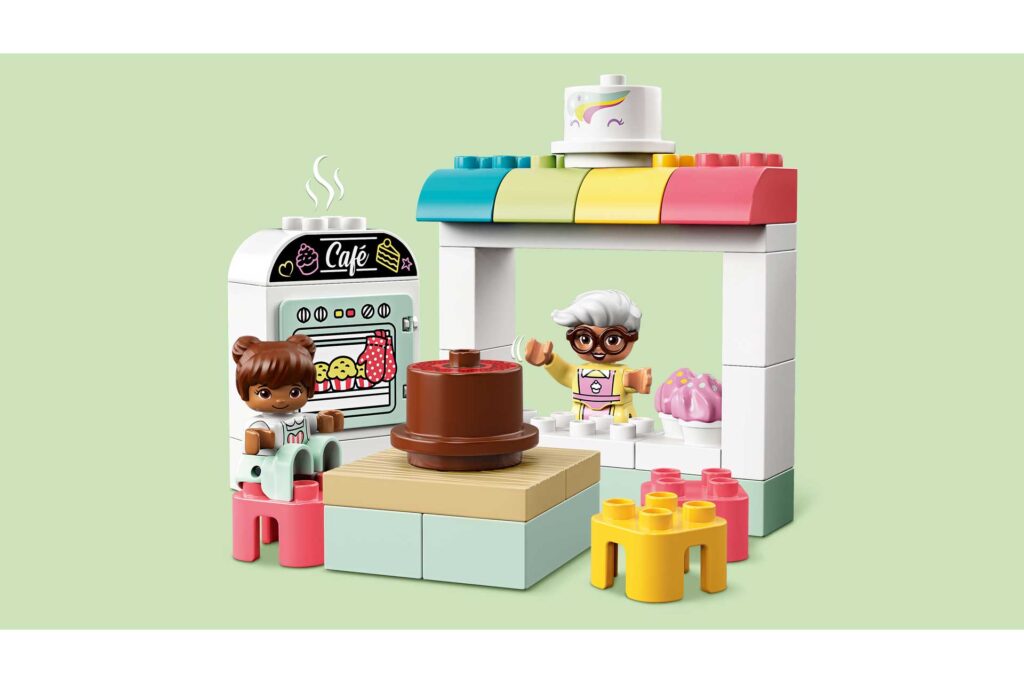 LEGO 10928 Bakkerij - Afbeelding 21