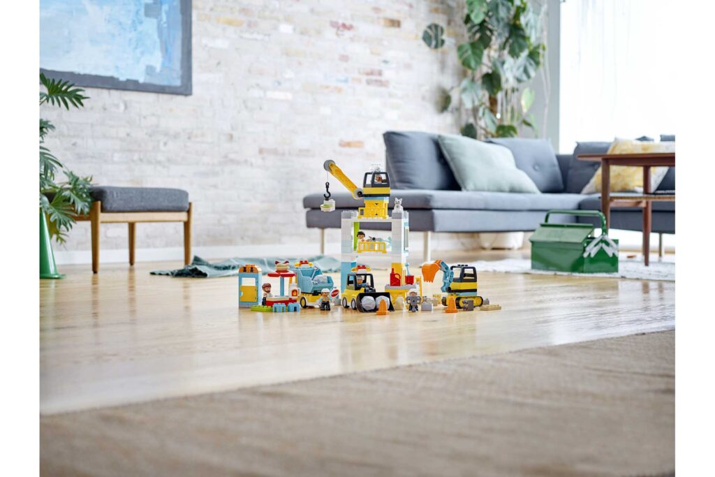 LEGO 10933 Torenkraan & Bouwterrein - Afbeelding 9