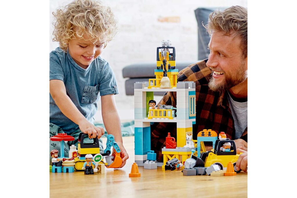 LEGO 10933 Torenkraan & Bouwterrein - Afbeelding 6