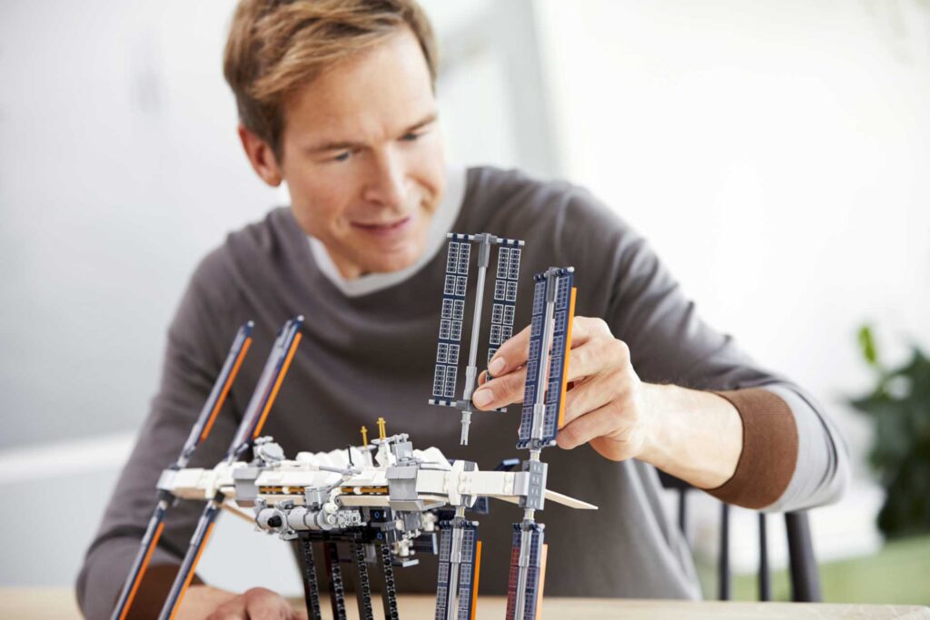 LEGO 21321 Ideas Internationaal ruimtestation - Afbeelding 29