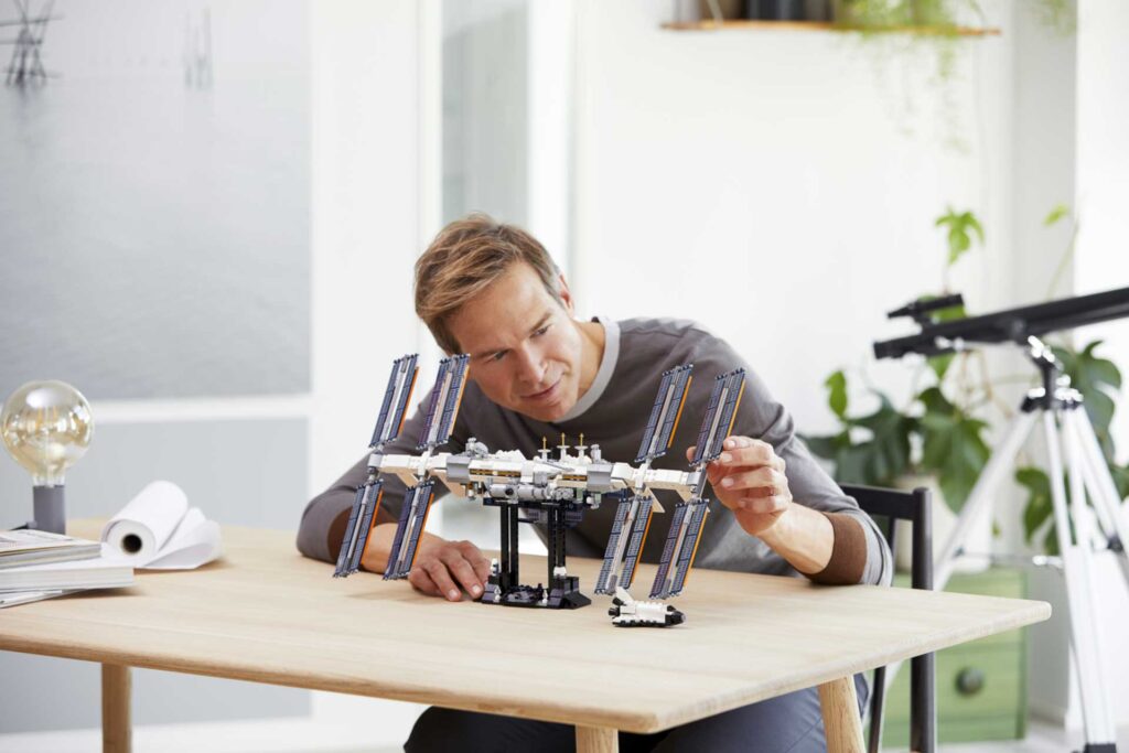 LEGO 21321 Ideas Internationaal ruimtestation - Afbeelding 36