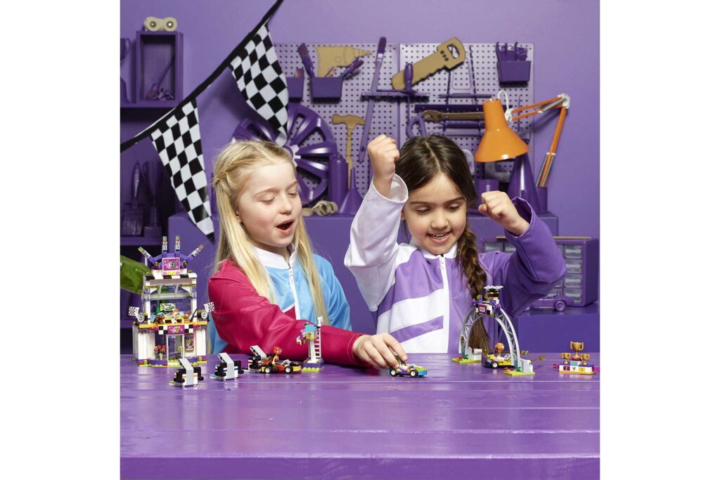 LEGO 41352 De grote racedag - Afbeelding 2