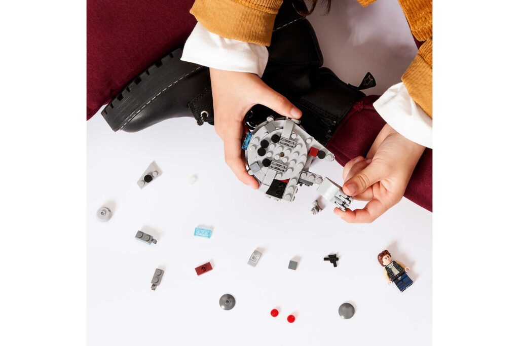 LEGO 75295 Millennium Falcon microfighter - Afbeelding 4