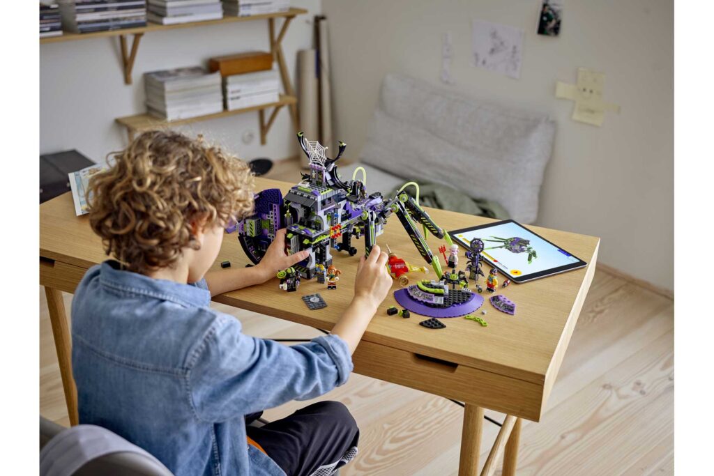 LEGO 80022 Monkie Kid Arachnide basis van de spinnenkoningin - Afbeelding 3