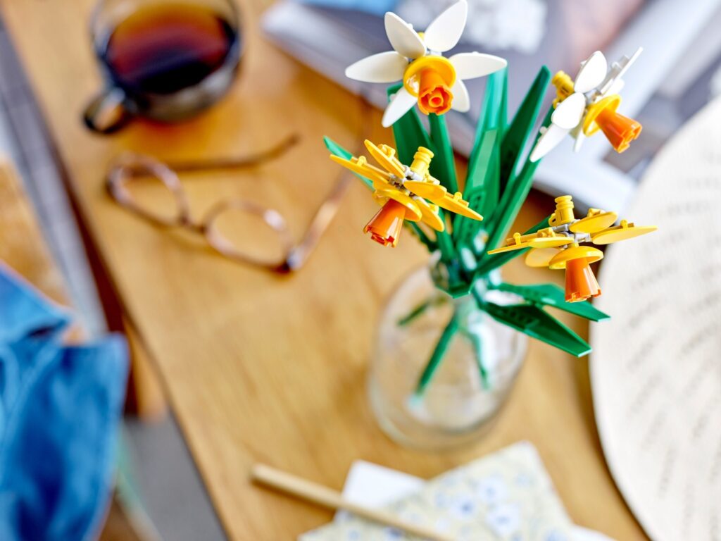 LEGO® Daffodils Celebration Gift 40747 - Afbeelding 5