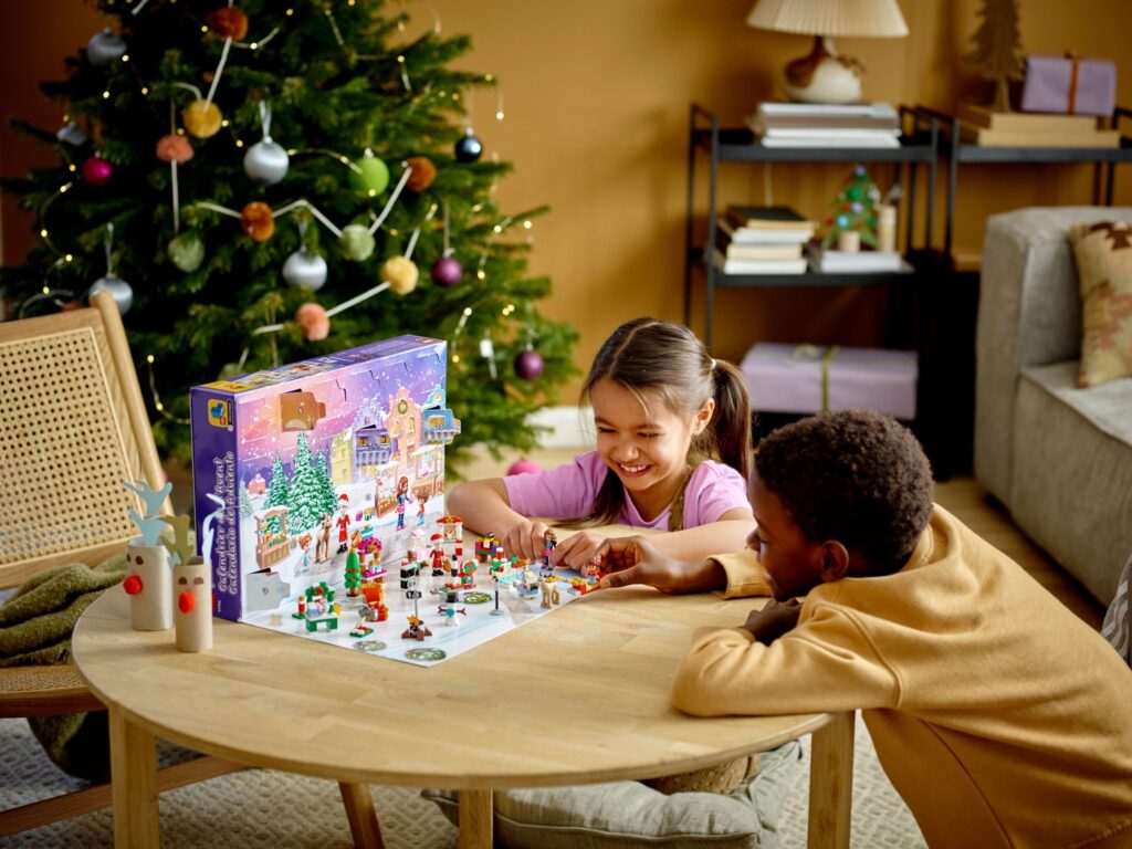 41706-1 - Advent Calendar 2022, Friends - Afbeelding 7