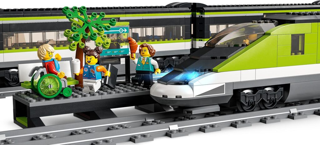 LEGO® City Express Passenger Train 60337 Building Kit (764 Pieces) - Afbeelding 4