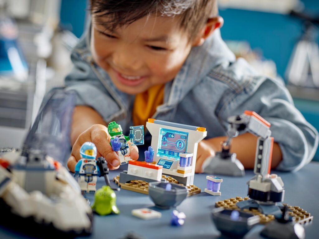 LEGO® City Spaceship and Asteroid Discovery Set 60429 - Afbeelding 8