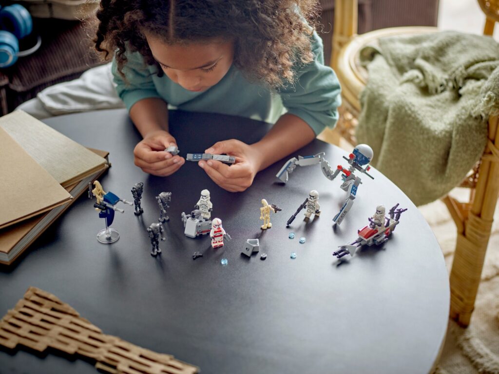LEGO® Star Wars™ Clone Trooper™ & Battle Droid™ Battle Pack 75372 - Afbeelding 7