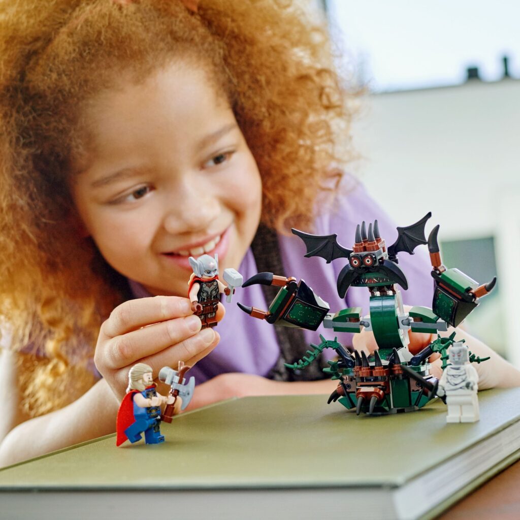 LEGO® Marvel Attack on New Asgard 76207 Building Kit (159 Pieces) - Afbeelding 4
