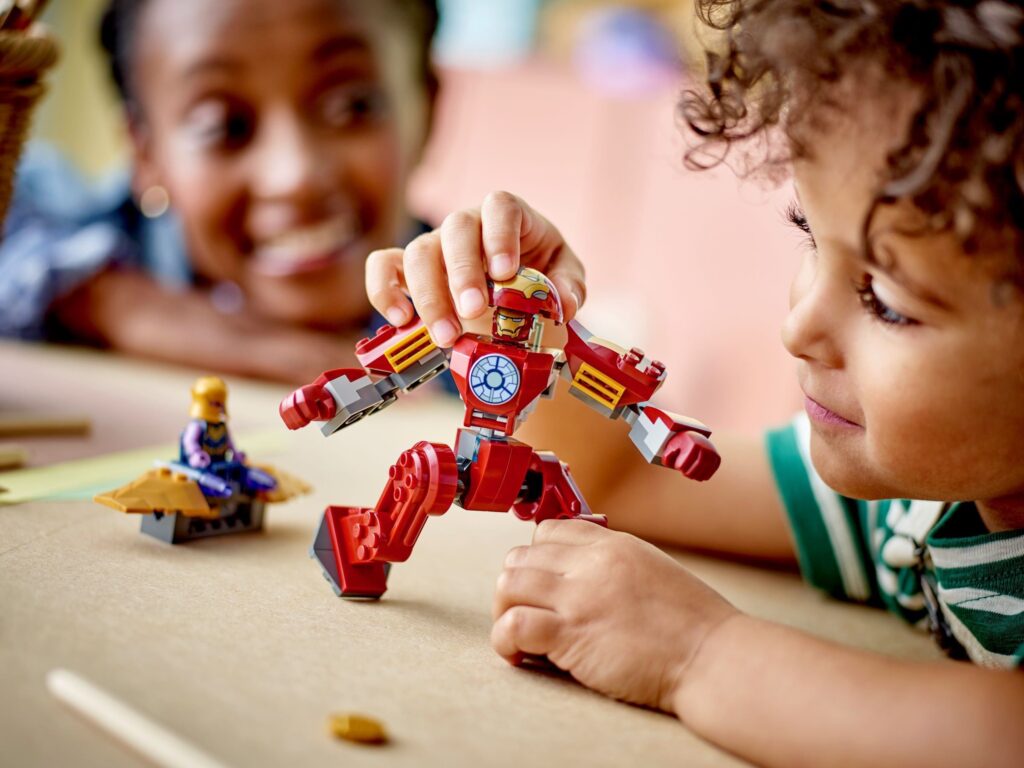 LEGO® Marvel Iron Man Hulkbuster vs. Thanos 76263 Building Toy Set (66 Pieces) - Afbeelding 5