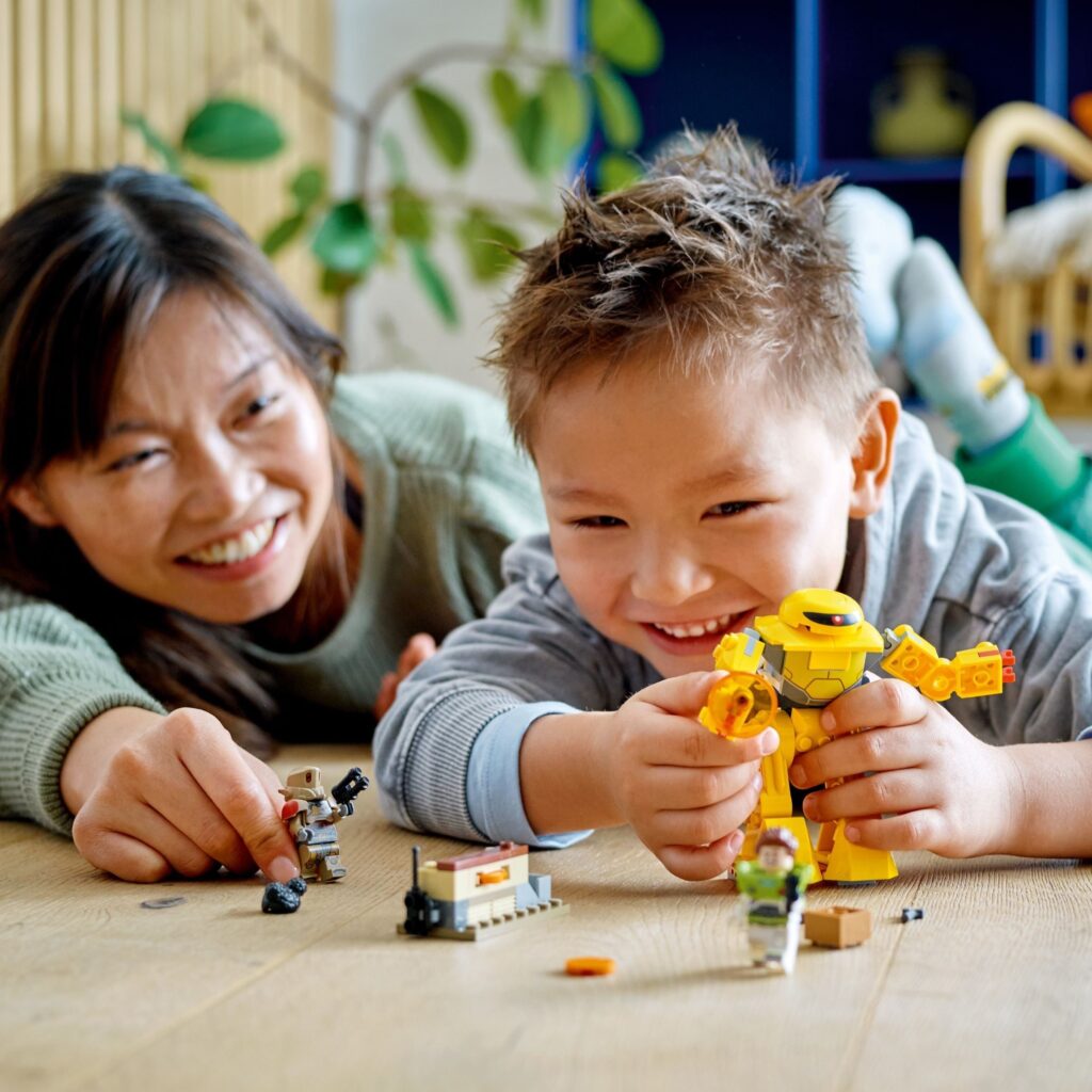 LEGO® │ Disney and Pixar’s Lightyear Zyclops Chase 76830 Building Kit (87 Pieces) - Afbeelding 7