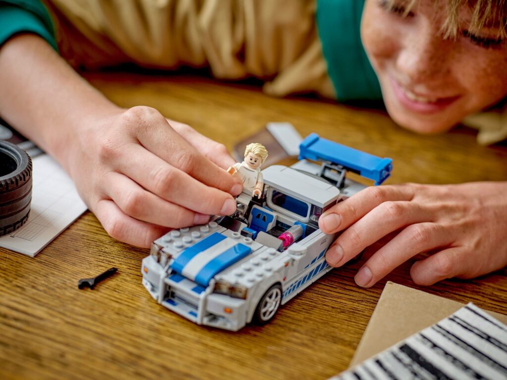 LEGO® Speed Champions 2 Fast 2 Furious Nissan Skyline GT-R (R34) 76917 (319 Pieces) - Afbeelding 9