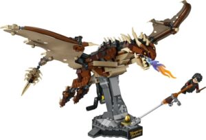 76406-1 - Hungarian Horntail Dragon